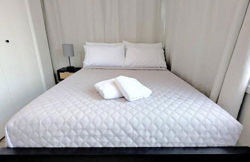 Cozy Gem 18Min to EWR, 8min > NYC Train + Parking - Foto 23