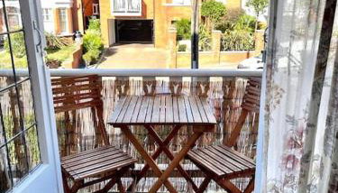 3 Bedroom Spacious Seaside Apartment with Estuary Views - Foto 2