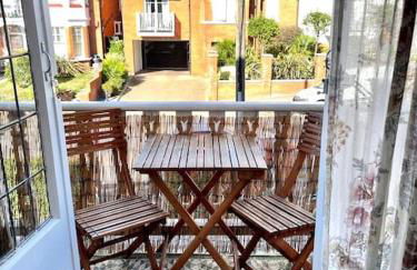 3 Bedroom Spacious Seaside Apartment with Estuary Views - Foto 2