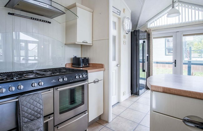 2 Manor Lodge - 2 Bedroom Lodge - Pendine - Foto 16