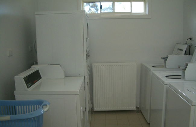 Rainbow Pines Tourist Caravan Park - Foto 23