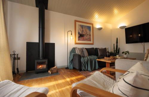 The Retreat, Waterfront & Log Burner - Foto 6