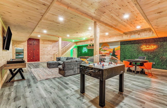 Grand Timber by Avantstay Indoor Pool, Sports Court, Game Room, & More! - Foto 8