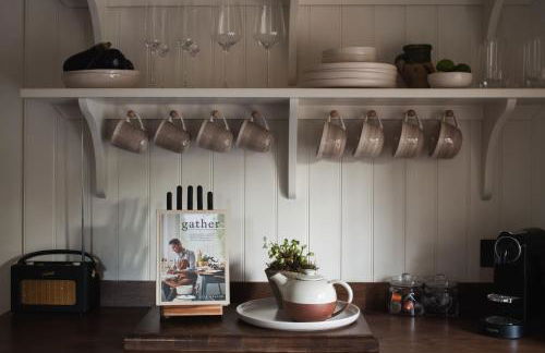 The Little Barn - Photo 11