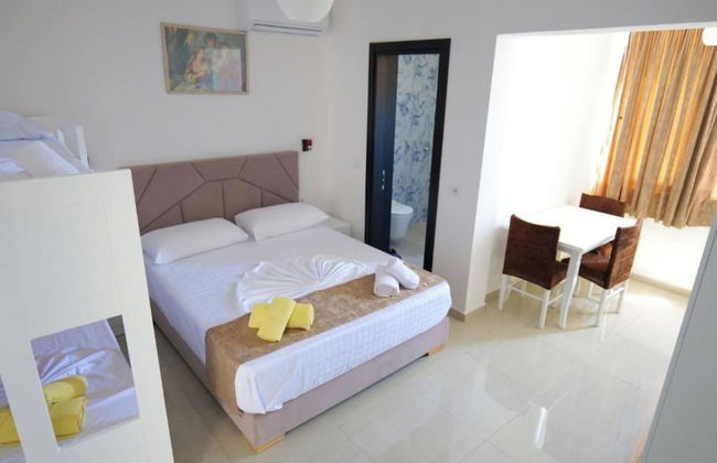 Vila Xhafa - Foto 34