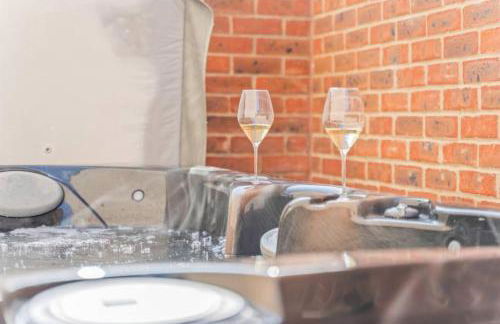 Luxury 5 bed house with Hot Tub nr Bicester Village - Foto 44