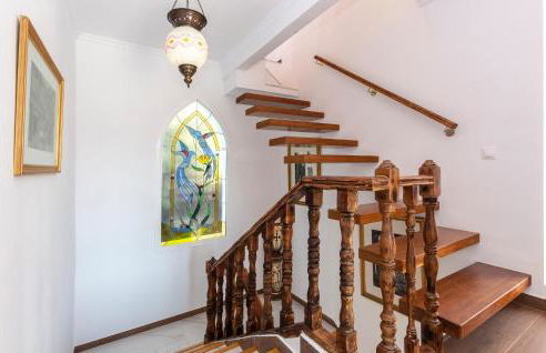 3 Bedroom Stunning Home In Mezquitilla - Photo 7