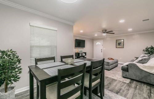 Central 3Bed2B at AT&T - Cowboy Stadium - Texas Live - Photo 13