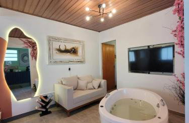 Studio com hidromassagem em Guararema - Foto 1