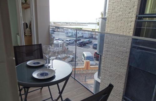 Apartamento Andmar Beach - Photo 8