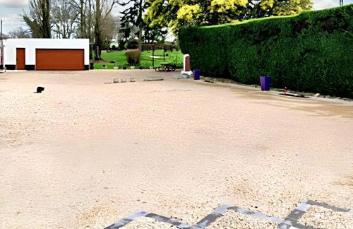 Maison charmante à Ombrée d'Anjou avec jardin et terrasse - Foto 13