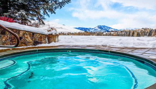 Modern Alpine Getaway - Photo 4