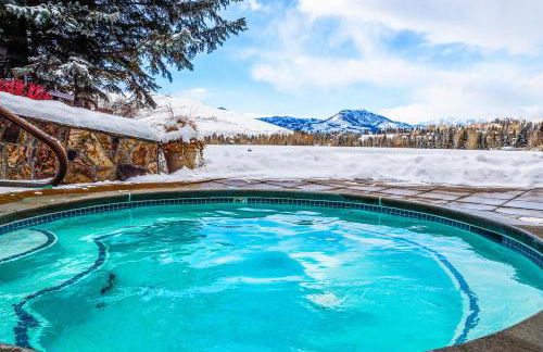 Modern Alpine Getaway - Photo 4