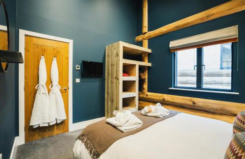 The Farmhouse - Photo 22