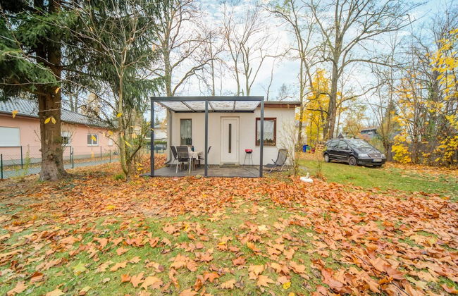 Holiday Home With Garden in Mahlow, Brandenburg - Foto 1