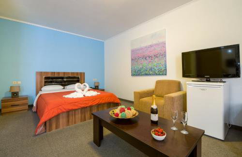 Olympos Paradice Hotel-Near zorbas Beach-FREE Breakfast - Foto 36