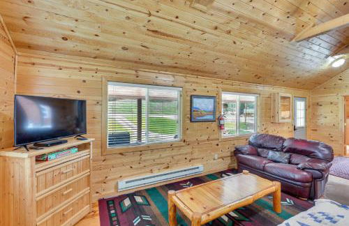 Hike, Ski, ATV and More Deadwood Cabin with Grill - Foto 8