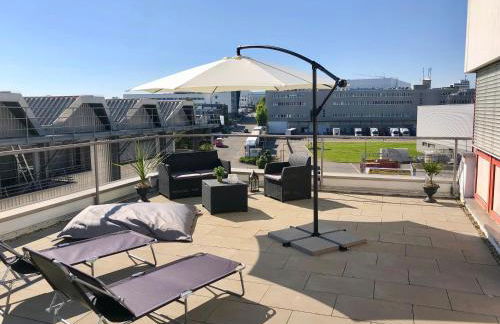 GREAT PLACE Penthouse Stuttgart Airport Messe Parkplatz Heimkino - Foto 26