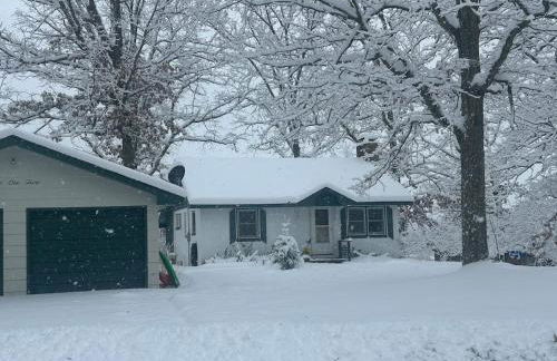 Serene Lake House for a grand getaway! - Foto 5