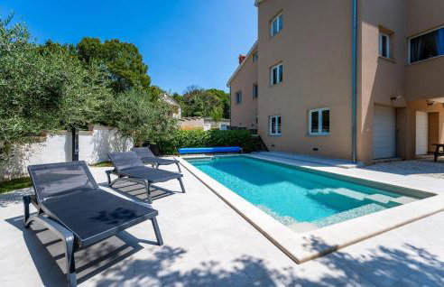 Beautiful Apartment In Beloci With Wifi - Foto 2