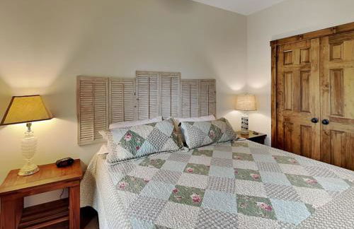 Buzzy Bee Lodge - Foto 25