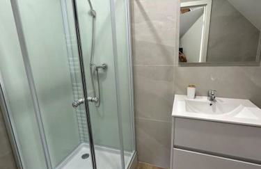 Beau Studio Cosy proche frontière Suisse - Foto 6