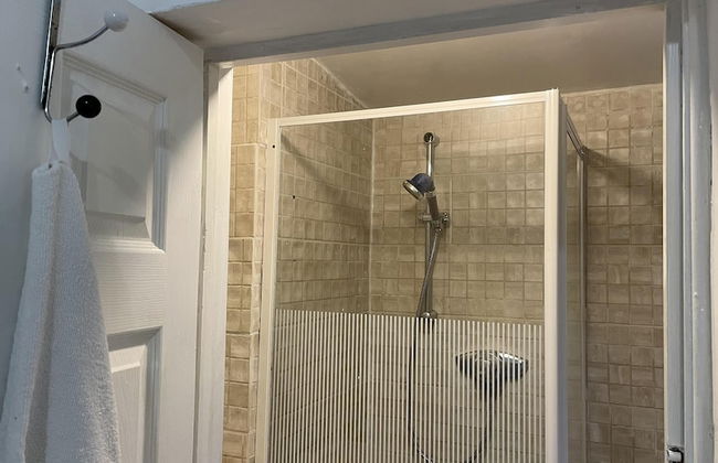 Lovely Flat Near Train Station and Central London - Foto 13