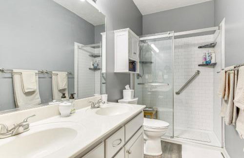 Scenic Water Views Lakefront Home in McCormick! - Foto 13