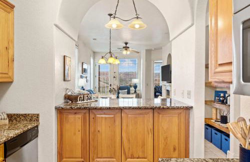 Cliffside Lake Retreat - 2 Bdr, Walk to Table Rock - Foto 46