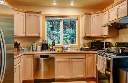 Riverside Bliss Cozy Beds, Fireplace and Gbit WiFi - Foto 16