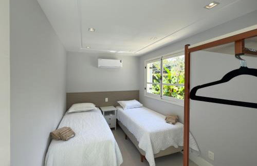 Casa pé na areia, Angra-Portogalo, fino acabamento - Foto 19