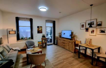 Johnis FeWo, Nähe Stadtzentrum - Uni in sehr ruhiger Lage mit Terrasse und eigenem Parkplatz - Foto 3