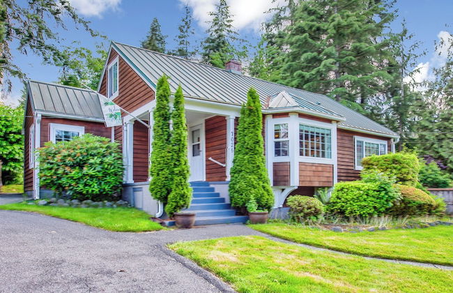 Private park in a cozy home next to I-90 huge yard - Foto 24