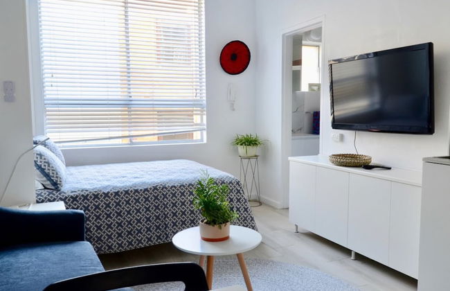 Cute Studio Apartment in Maroubra - Photo 2