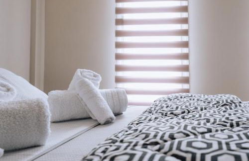 Veria Panorama Luxury Suite With Garden. - Photo 3