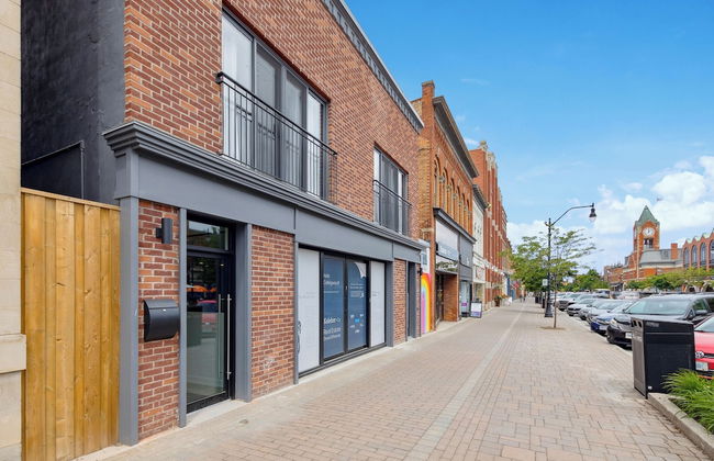 Downtown Collingwood Condos - Foto 1