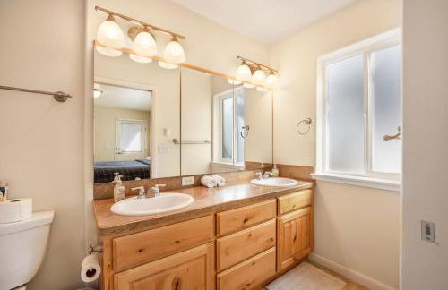 Yellowstone Adventures - Photo 12