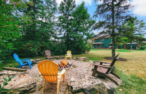 Charming Sister Bay Home Backyard Oasis & HotTub - Foto 3