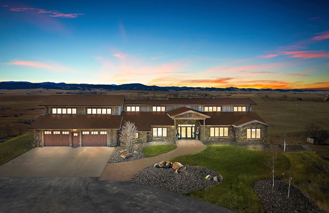 Raz Hideaway 7 Bedroom Mountain Ranch - Photo 1