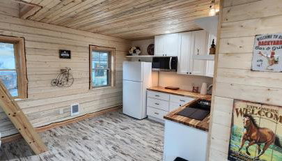 Rustic Treehouse - Photo 3