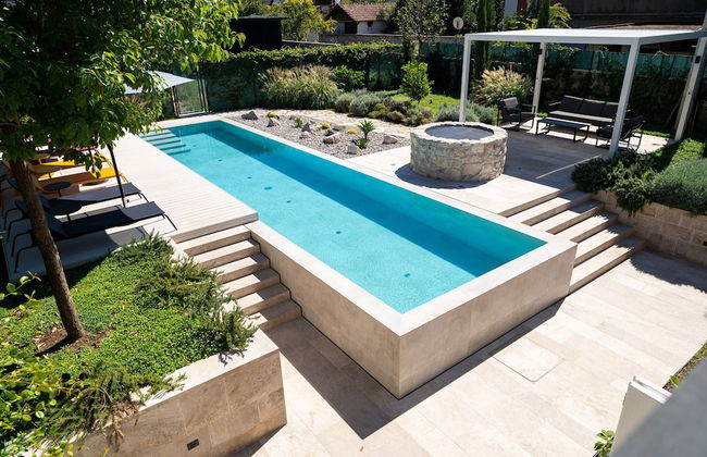 Villa Lastva is a Five Star Seafront Luxury Villa With Privite Pool - Foto 35