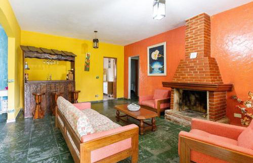 Piscina, jardim, área gourmet e vista arborizada - Foto 20