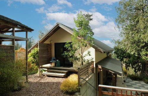 Water Views, Walk to Beach! New Hot Tub! - Foto 4