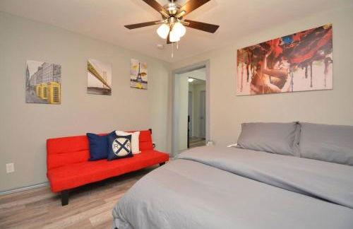 SuperValue Suite #5 @ East End Revitalized - Foto 1