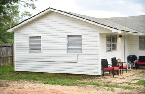 Bungalow near Main Street - #1 - Foto 17