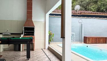 Casa verde Ubatuba ao lado da praia da Enseada e Santa Rita - Foto 2