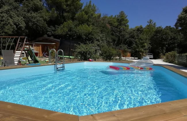 Ô Chalets de Provence - Foto 1