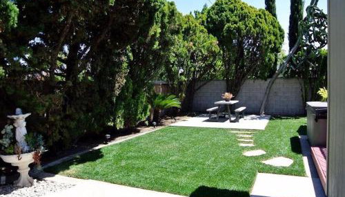 Walk To Disneyland, Watch Firework Front Yard, SPA - Foto 5, Garden