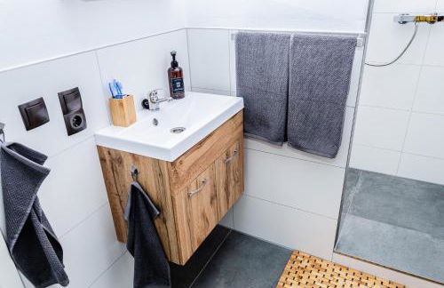 Stilvolle Ferienwohnung mit Blick in die Natur - Foto 17