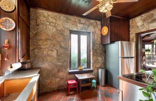 Cole Springs Historic Cottage - Foto 16